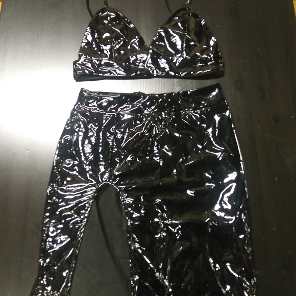 NEW Wet Look Black Party Set 🎈 - Picture 8 of 8